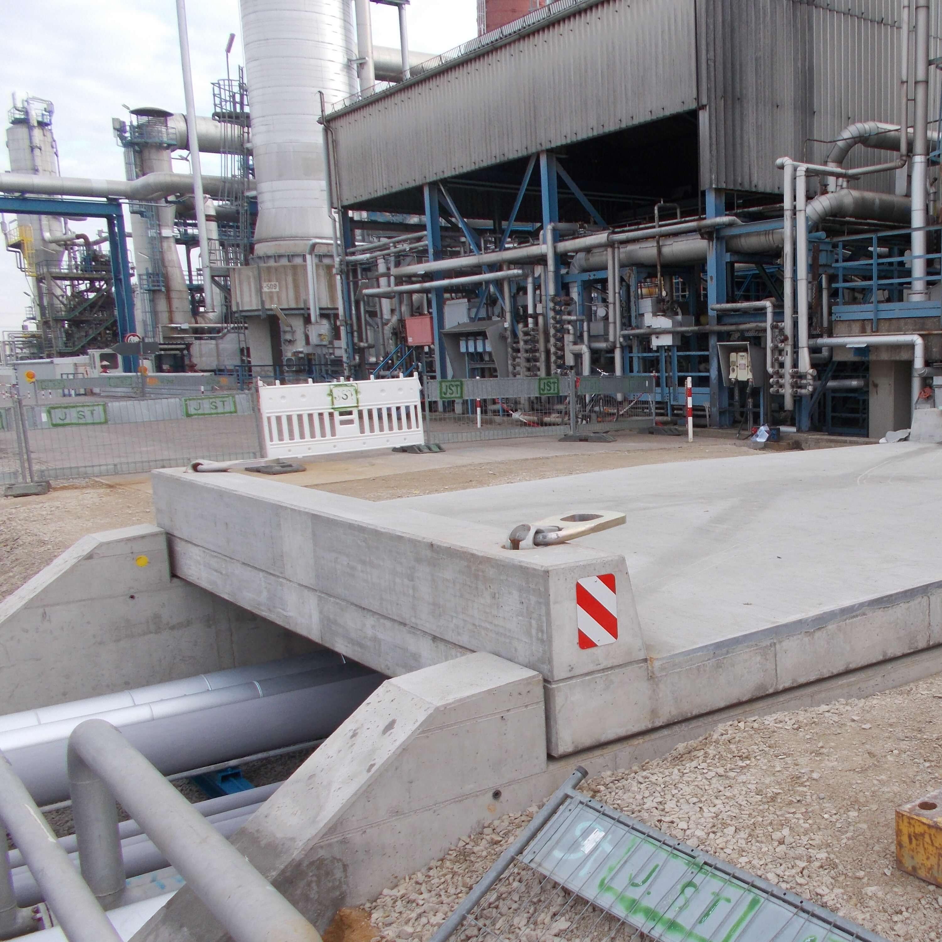 Neubau und Sanierung von Straßenbrücken für Schwerverkehr in Werksanlagen (SLW60)